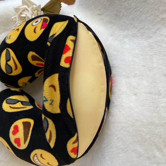 Good Condition EMOJI FACE MEMORY FOAM TRAVEL PILLOW. Case is washable. - Picture 5 of 6